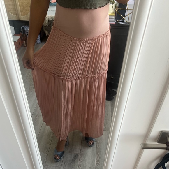 Intermix Maxi Skirt with front split in baby pink. Side zipper. Size SMALL. - Picture 5 of 5